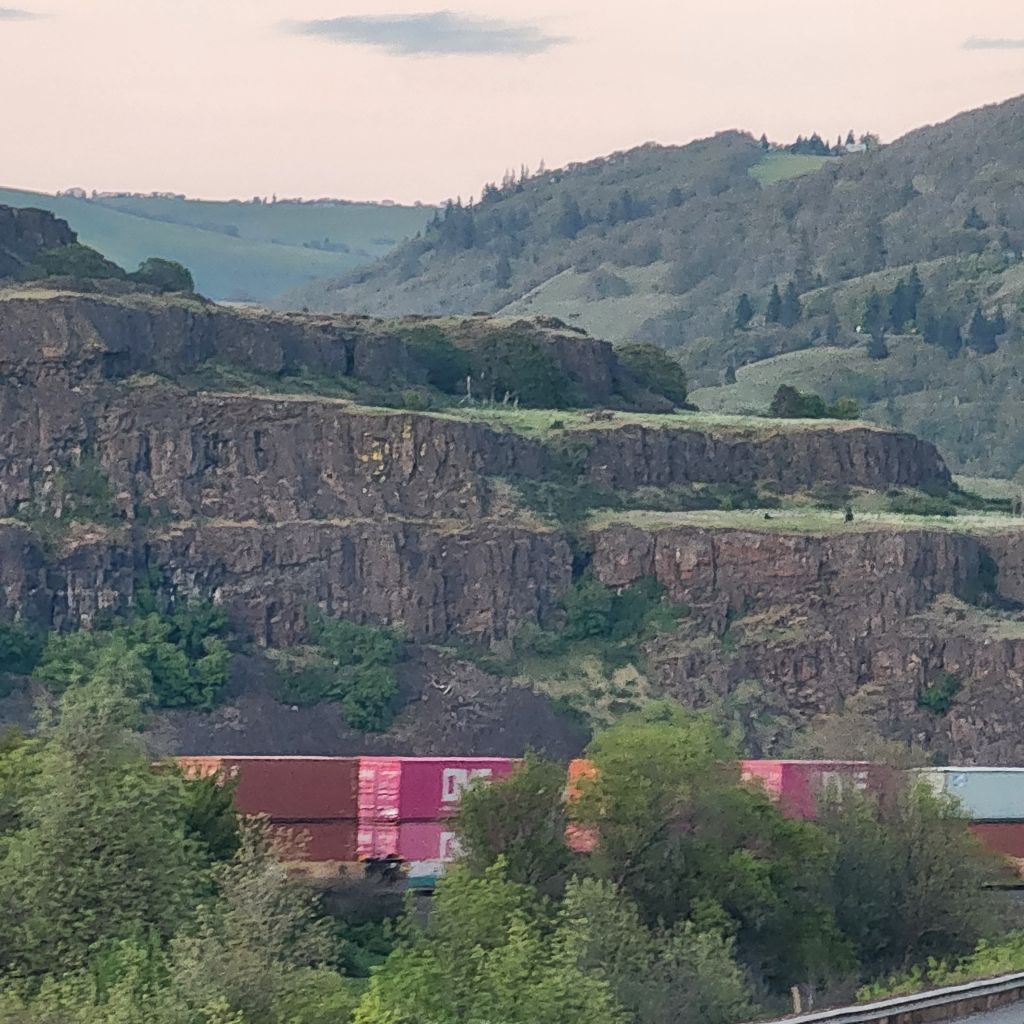 20250422_1954325326457360708361621